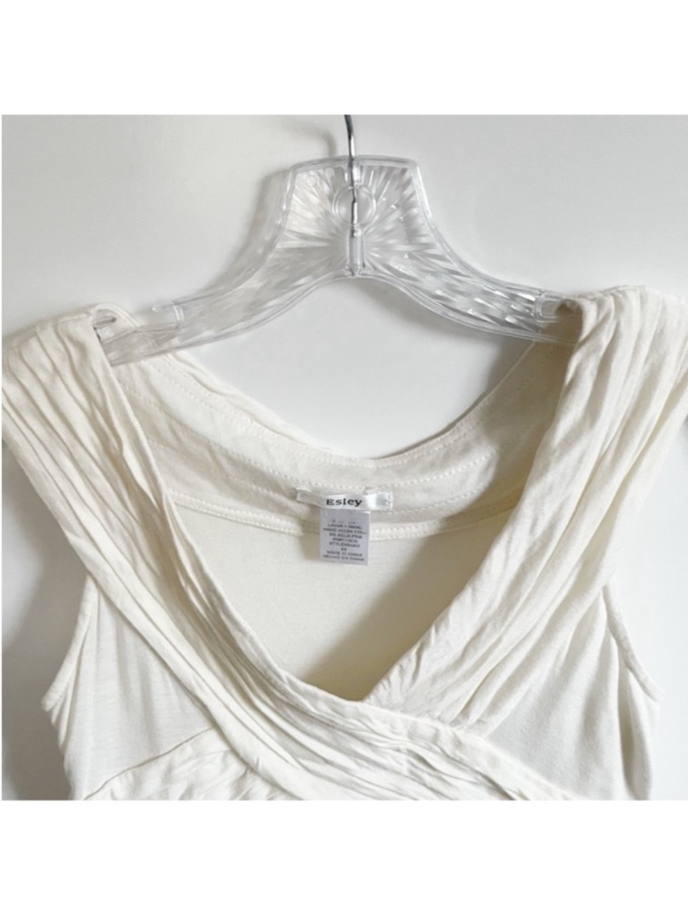 Esley dress white golden yellow draped crossover sleeveless pleated flare - Picture 4 of 5